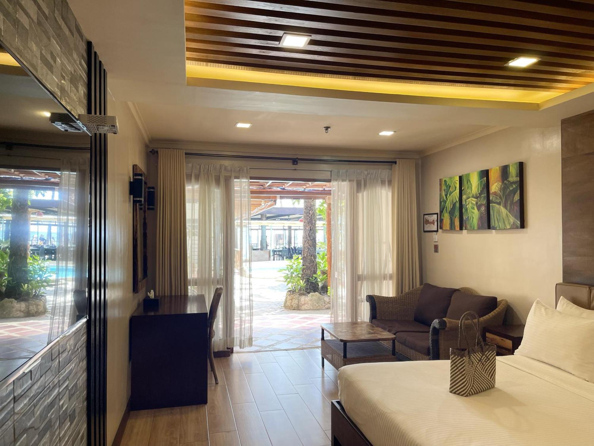Red Coconut Beach Hotel Boracay Balabag  Zimmer foto